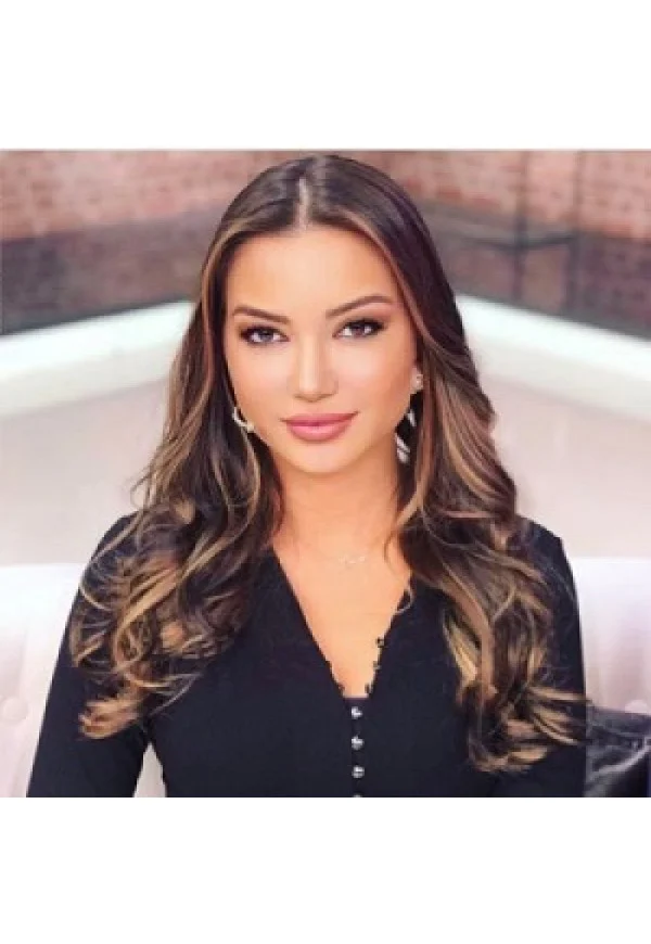 Esra Ezmeci